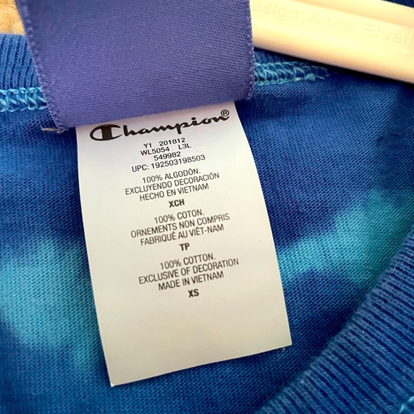 Women’s champion crop top - Picture 3 of 5